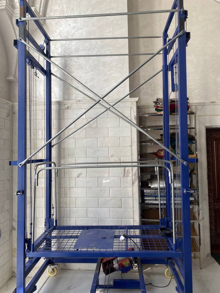 2 000 USD