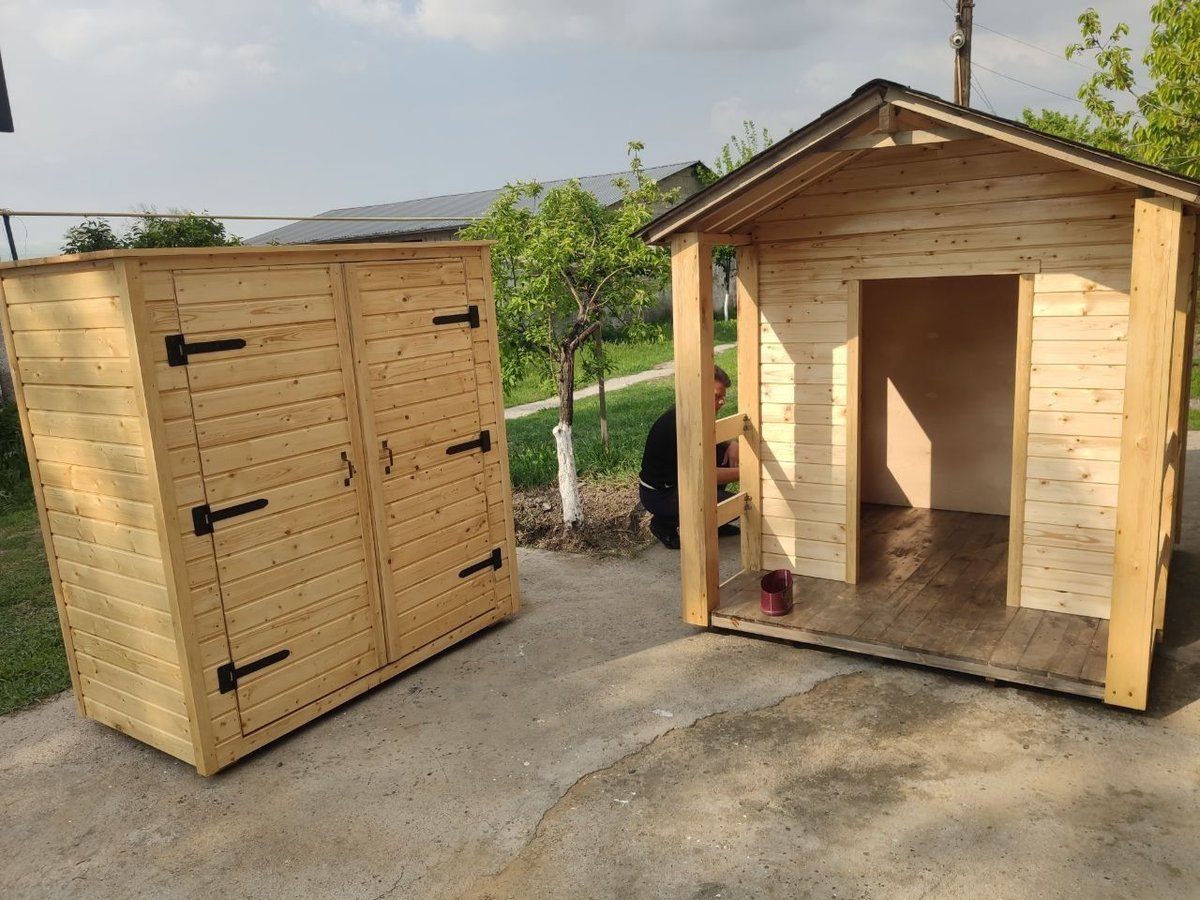 1 200 USD